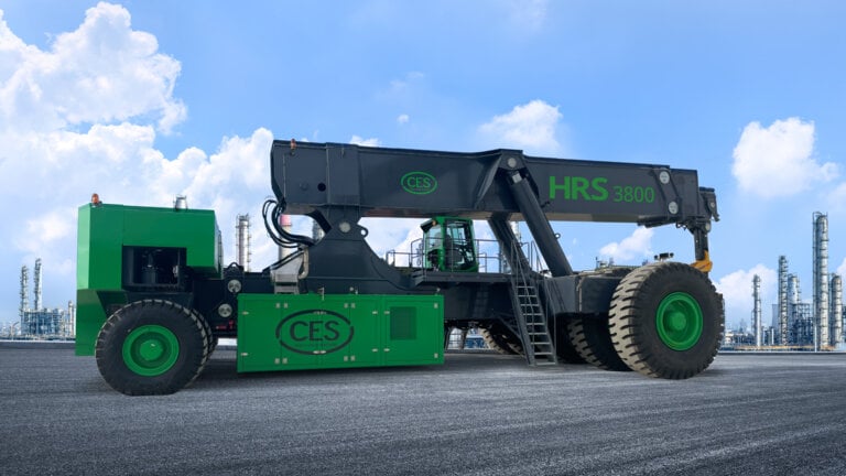 Heavy duty range of reachstackers